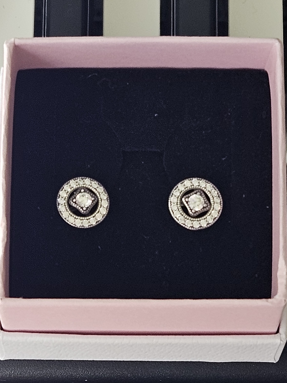 Pandora Vintage Allure Retired Stud Earrings